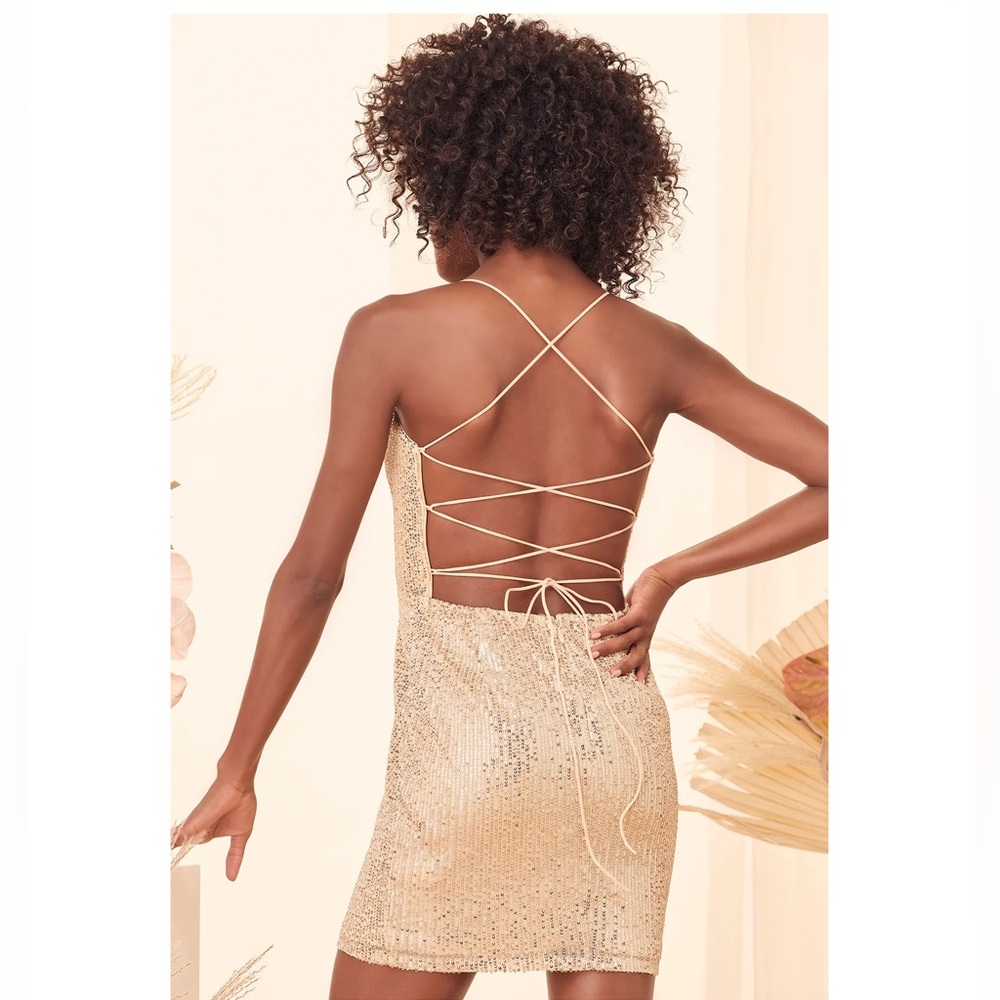 Lulu's Shine For Me Gold Sequin Lace Up Bodycon Dress Size Large - Picture 2 of 8